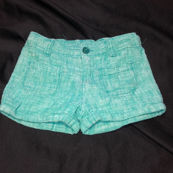 Linen Shorts - Picture 4 of 5